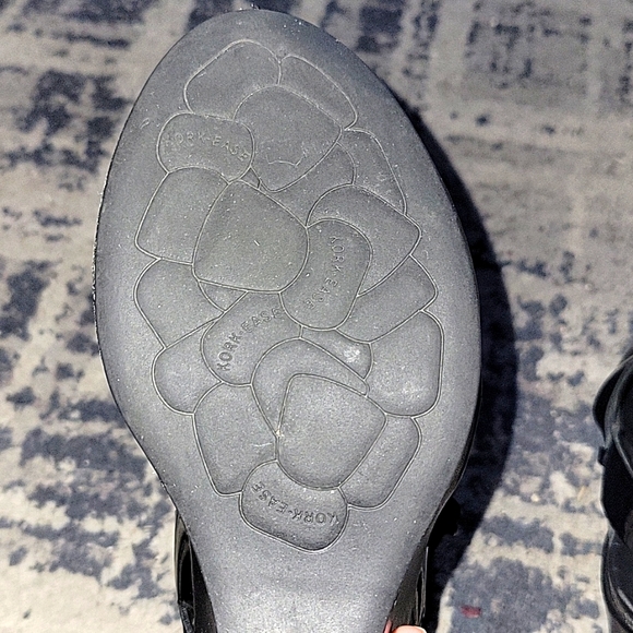 Kork-Ease Patent Leather Wedge Sandal - Picture 6 of 10